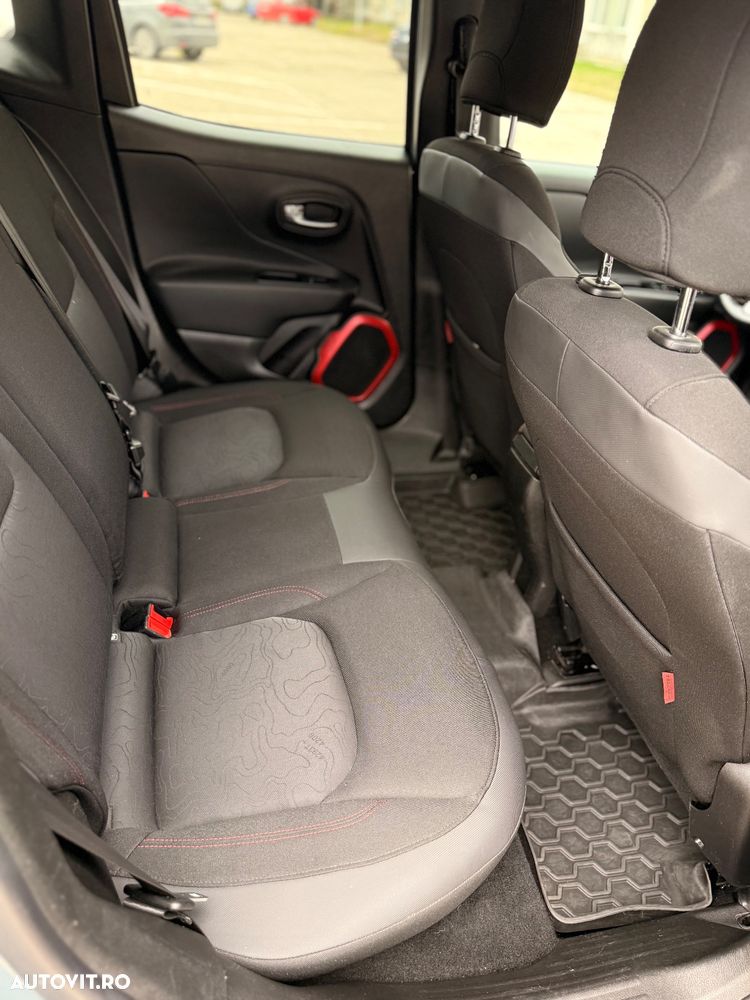 Jeep Renegade 2.0 M-Jet 4x4 AT Trailhawk - 18