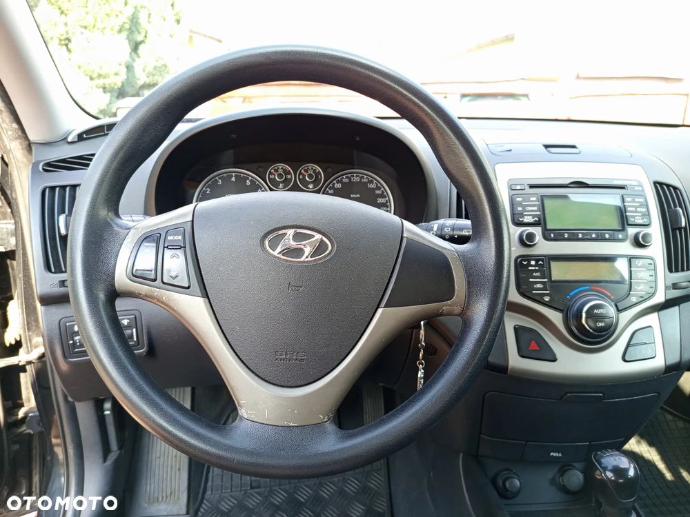 Hyundai i30 1.6 Comfort - 7