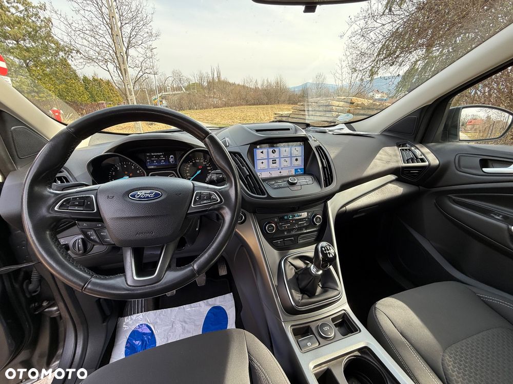 Ford Kuga - 19