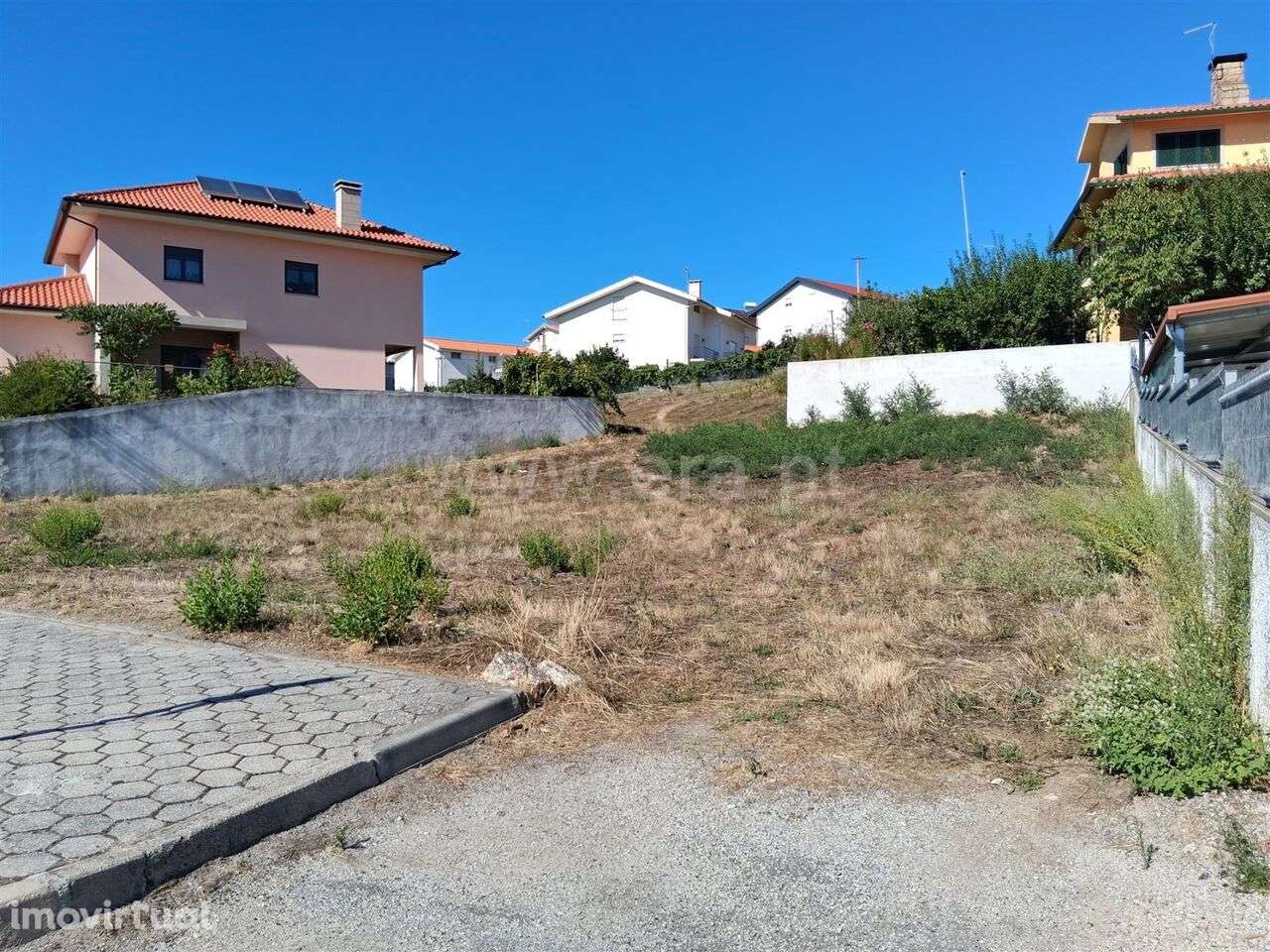 Terreno Urbano / Seia, Seia, São Romão e Lapa dos Dinheiros - Grande imagem: 3/3