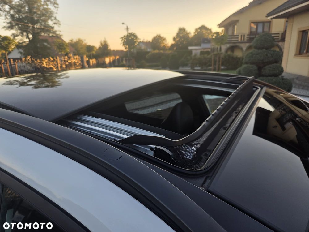 Hyundai Kona 1.6 T-GDI DCT 4WD N Line - 24
