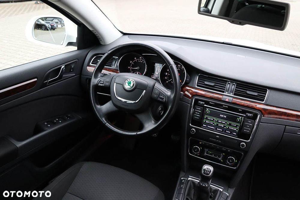 Skoda Superb 1.8 TSI Exclusive - 23