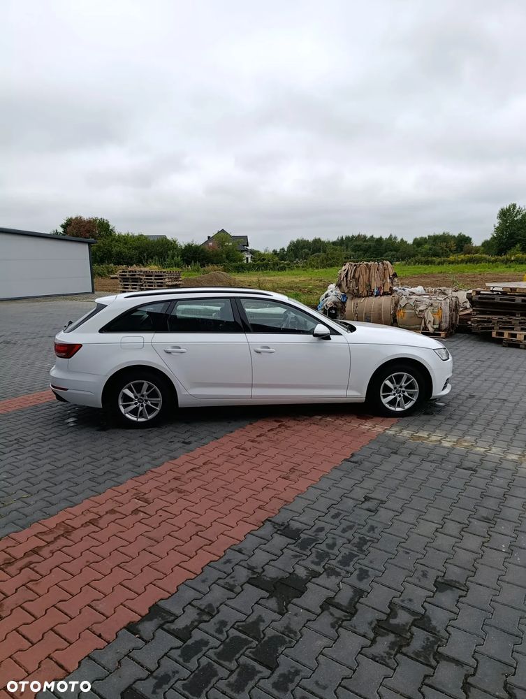 Audi A4 Avant 2.0 TDI S tronic - 5
