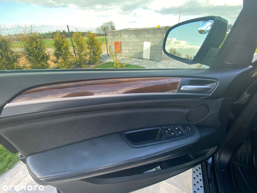 BMW X6 - 17