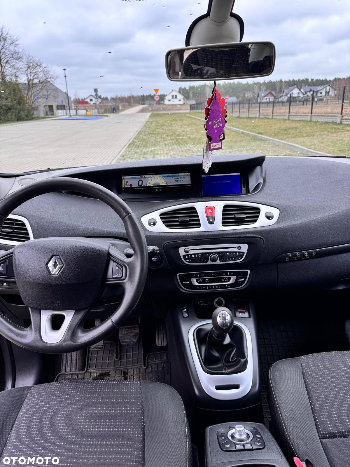 Renault Scenic - 14
