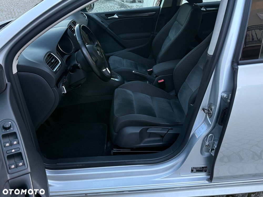 Volkswagen Golf 1.4 TSI DSG Highline - 23