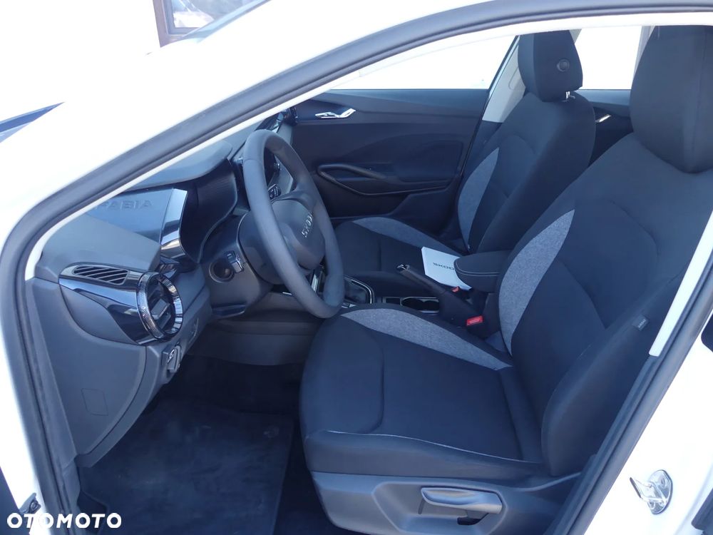 Skoda Fabia 1.0 Active - 17