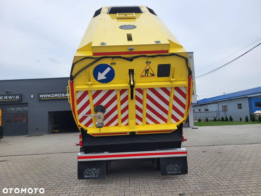 Volvo FMX 330 - 16