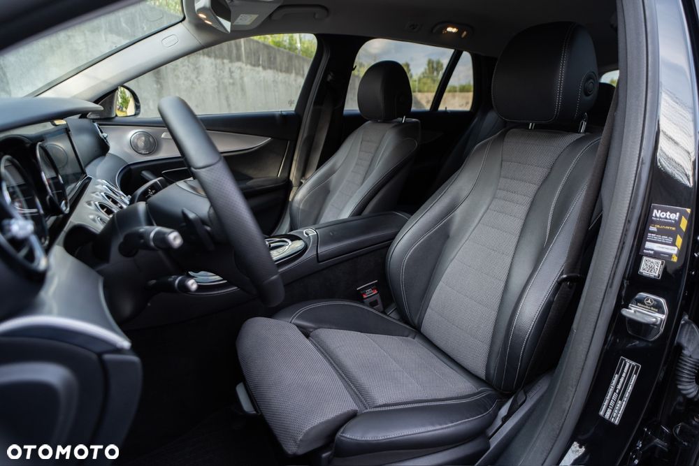 Mercedes-Benz Klasa E 220 d T 9G-TRONIC Avantgarde - 10
