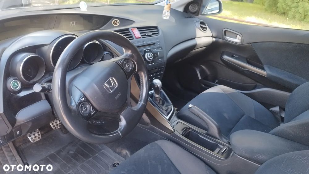 Honda Civic 1.6 i-DTEC Style Edition - 8