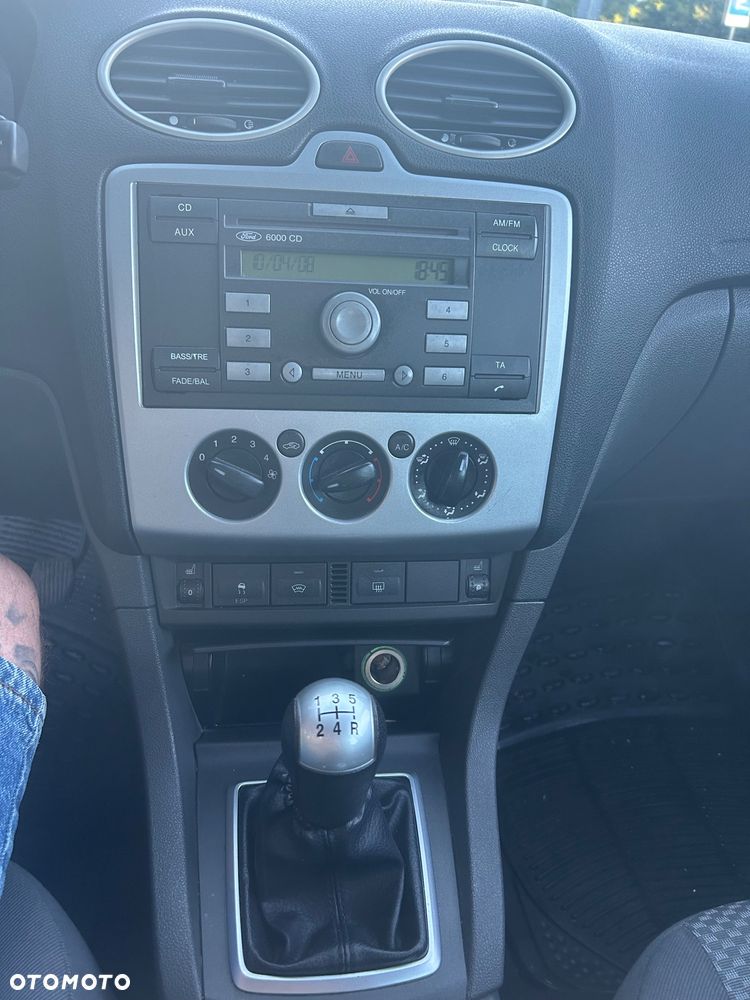 Ford Focus 1.6 TDCi Ambiente - 12