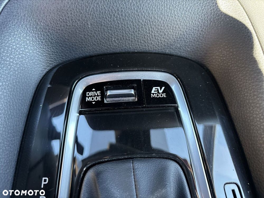 Toyota Corolla 1.8 Hybrid Comfort - 26