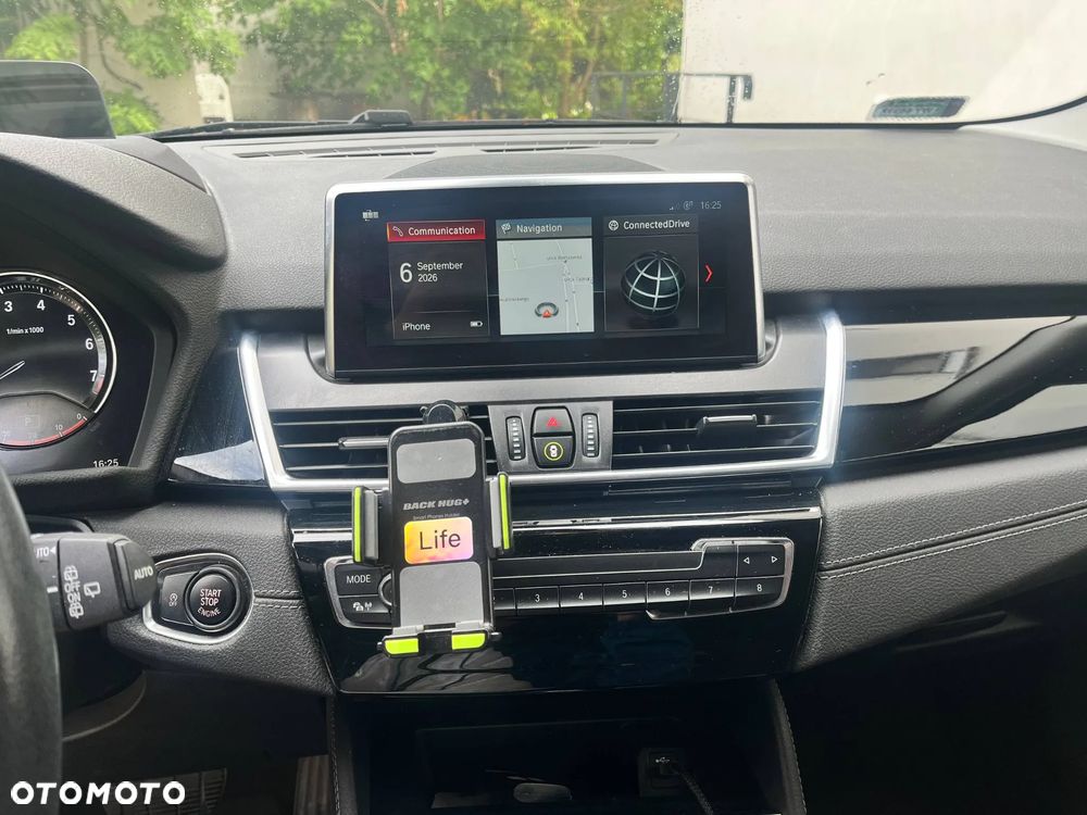BMW Seria 2 218i - 8