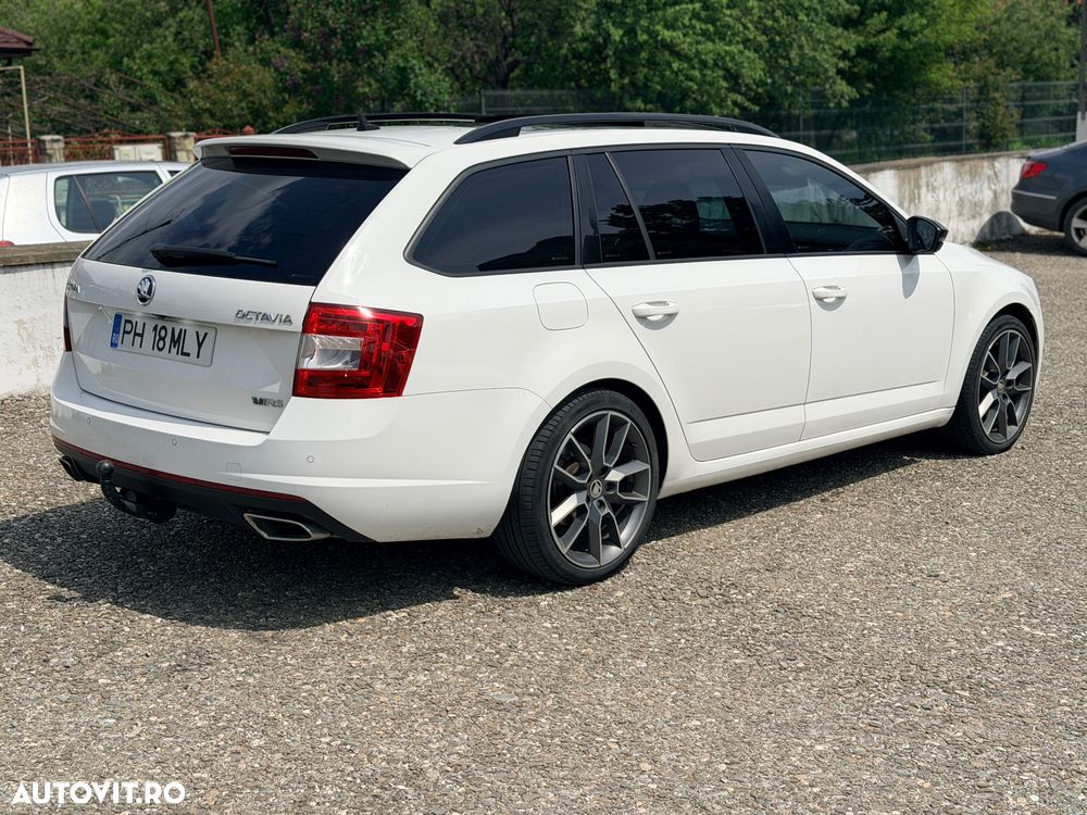 Skoda Octavia 2.0 TDI DSG RS - 5