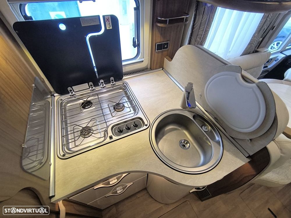 Hymer Classe B 698 Experience (AL-KO) - 13