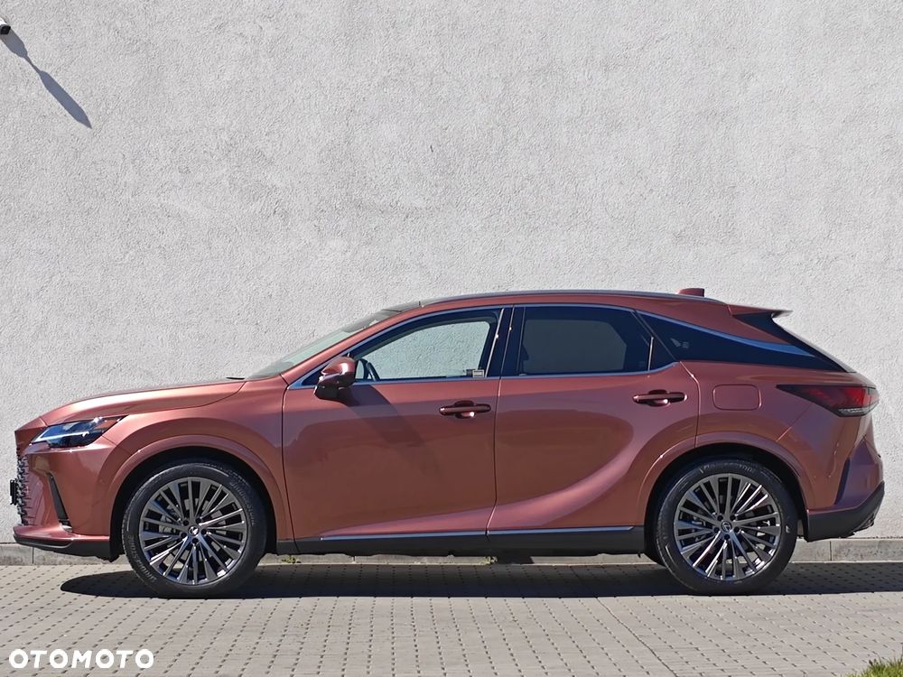 Lexus RX 350h Omotenashi - 8