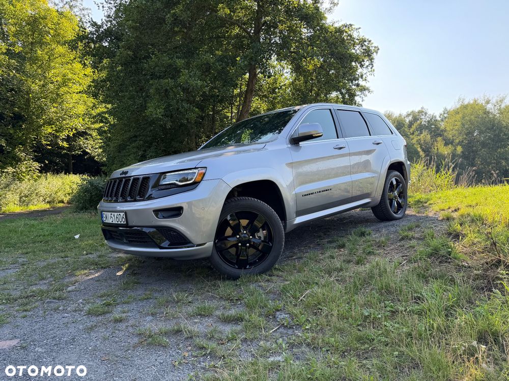 Jeep Grand Cherokee 5.7 V8 Overland Summit - 5