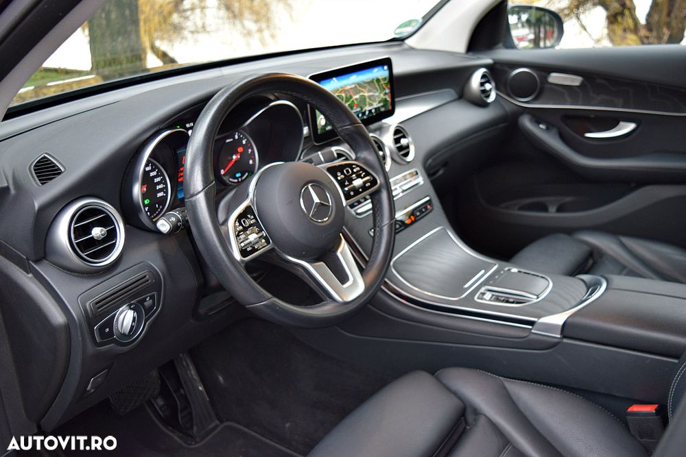 Mercedes-Benz GLC 300 e 4Matic 9G-TRONIC Edition AMG Line - 19