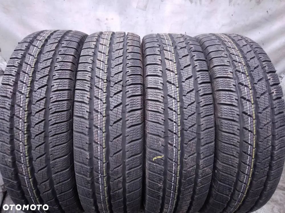 Continental VanContactWinter 205/75 R16C 110/108R 2025 - 1