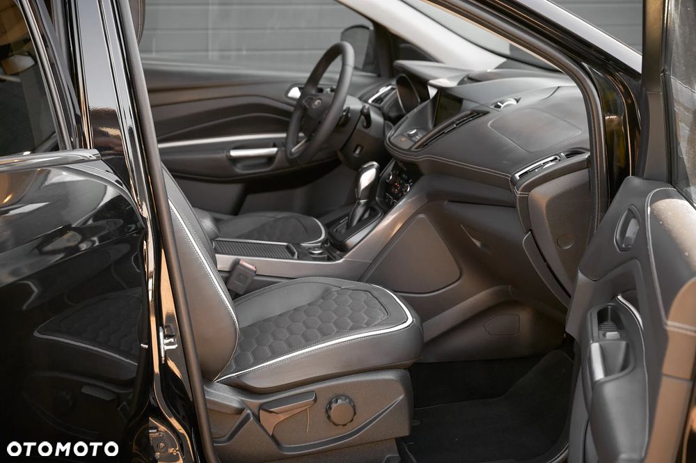 Ford Kuga 2.0 TDCi 4x4 Vignale - 11