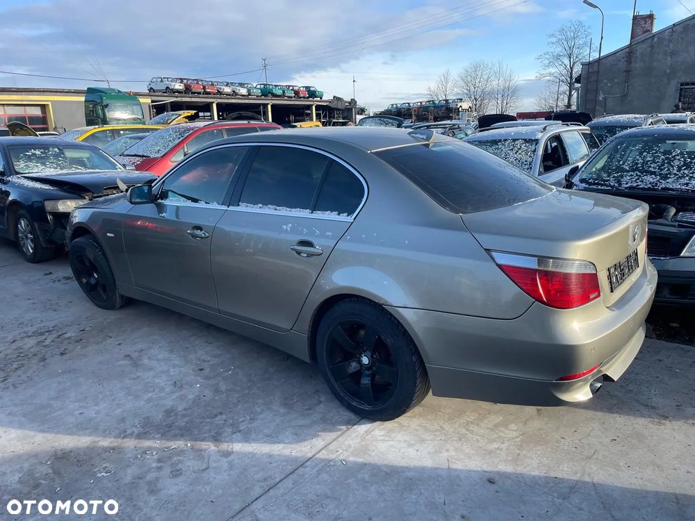 BMW E60 NA CZĘŚCI!!!  Kolor: OLIVIN (349) - 1