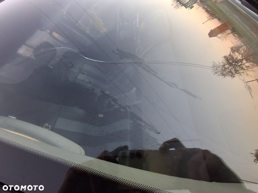 Nissan Pathfinder 2.5 DCi Comfort / XE - 21