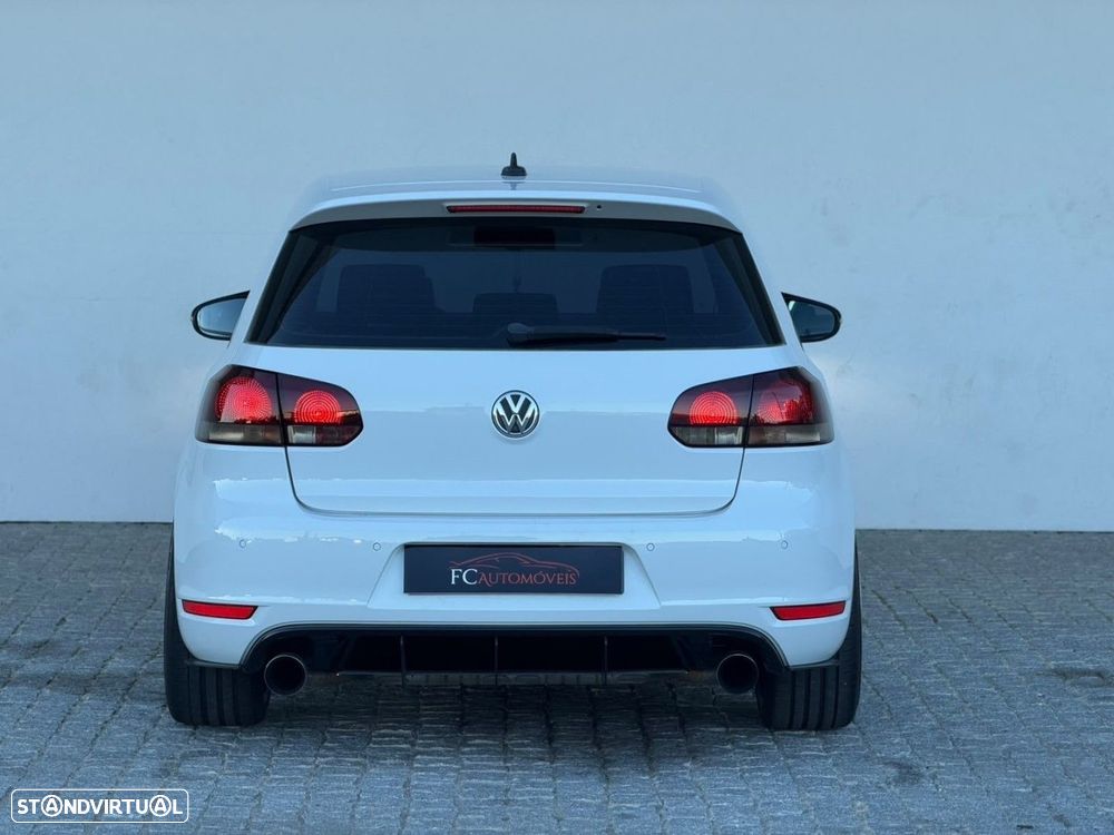 VW Golf 2.0 GTI DSG - 14