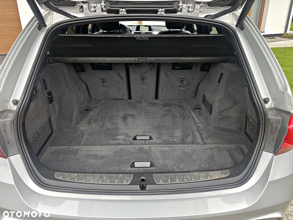 BMW Seria 3 320d Edition M Sport Shadow - 29