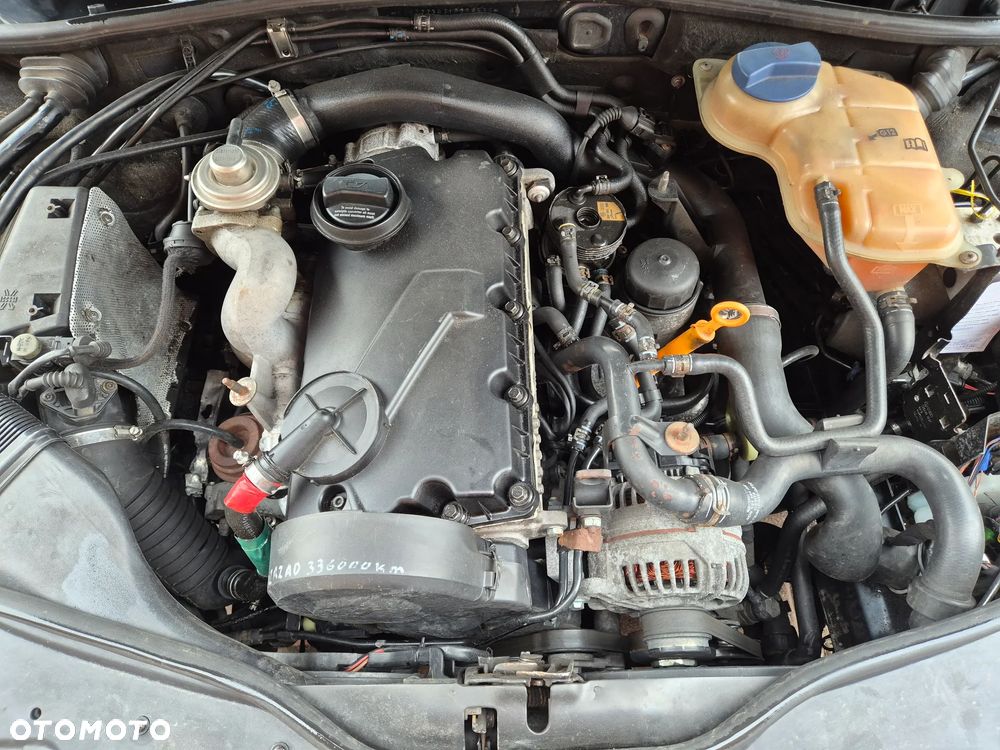 Volkswagen Passat 1.9 TDI Basis - 11