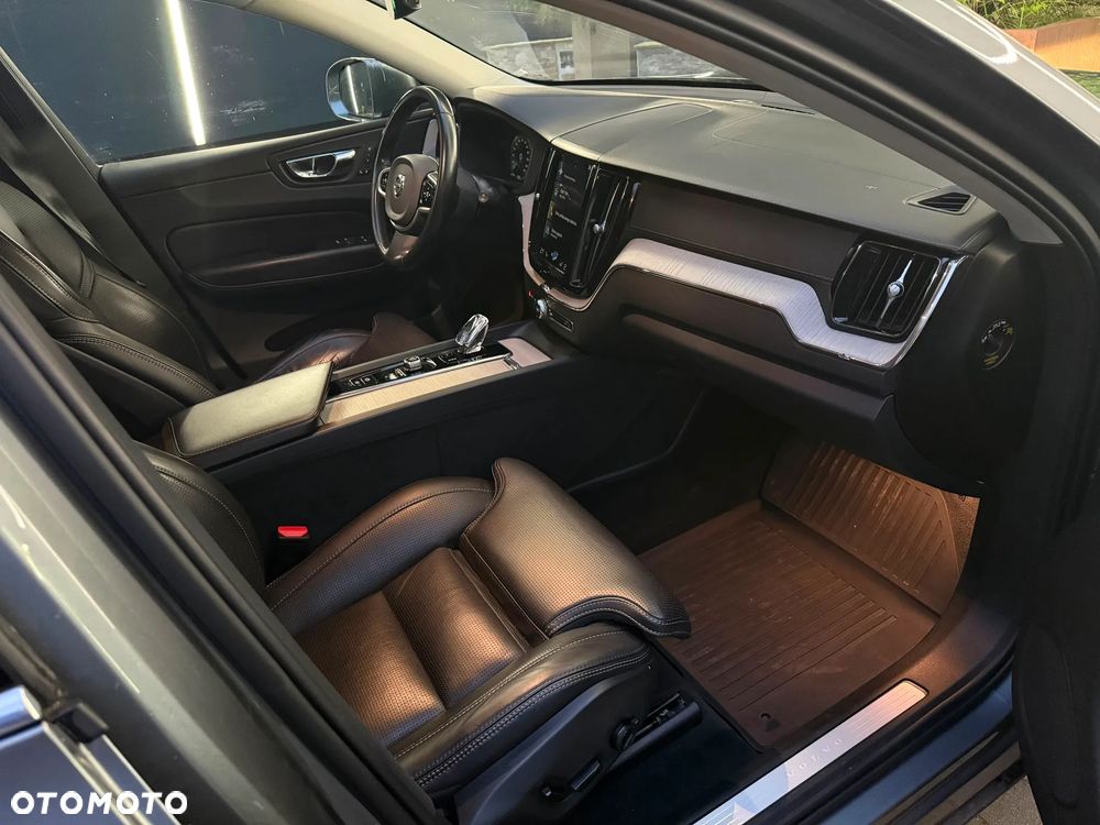 Volvo XC 60 B4 D AWD Inscription - 6