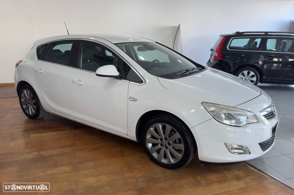Opel Astra 1.3 CDTi Cosmo - 10