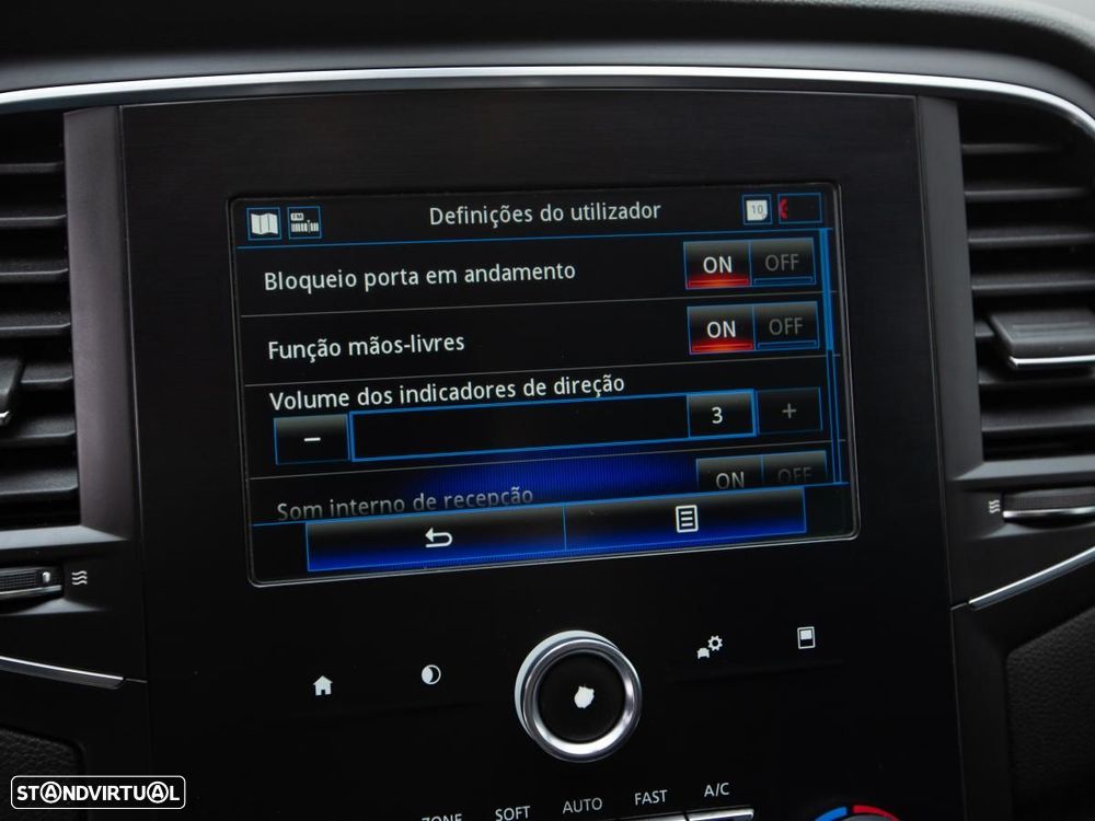 Renault Mégane 1.5 Blue dCi Limited - 24