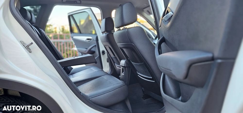 BMW Seria 3 - 12