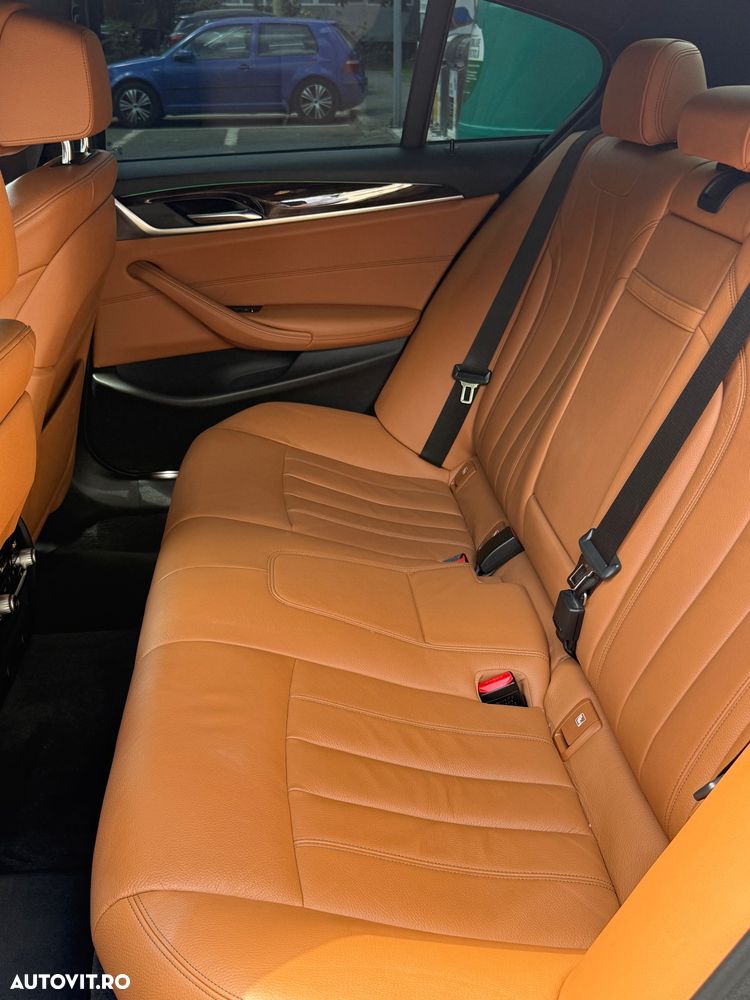 BMW Seria 5 540i xDrive AT - 7