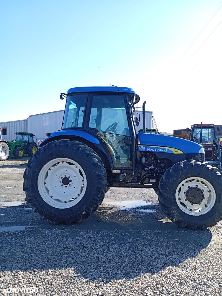 New Holland TD 95D - 2