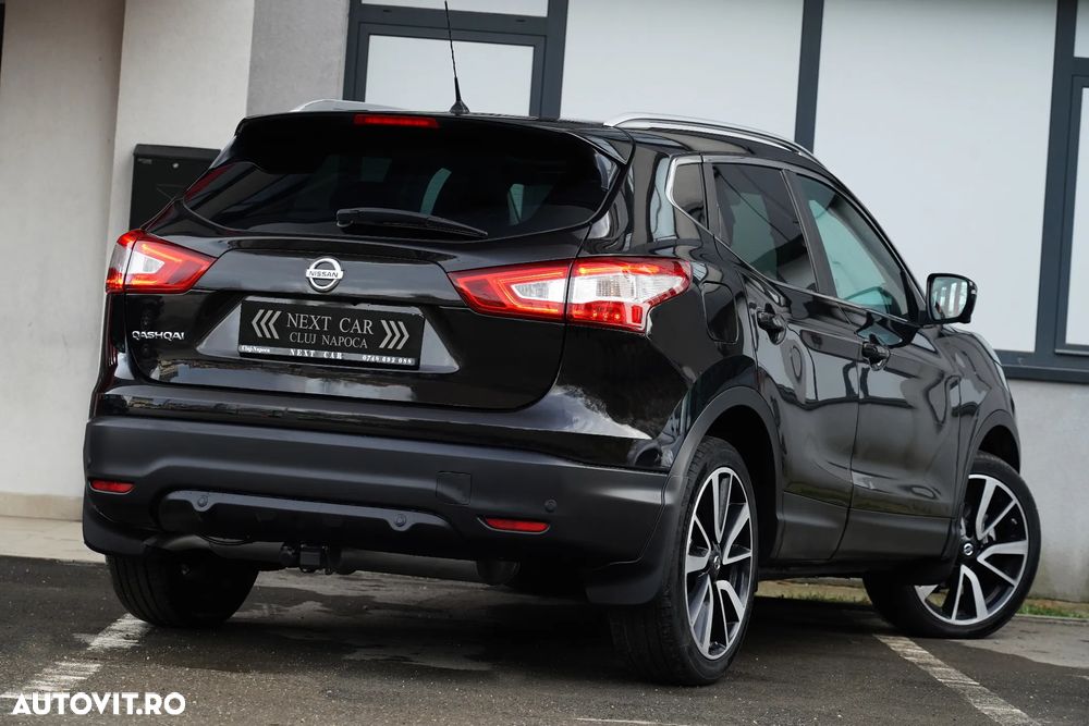 Nissan Qashqai 1.6 DCI Xtronic TEKNA - 4