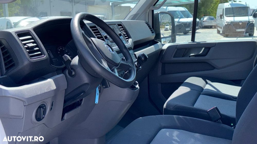 Volkswagen CRAFTER - 13