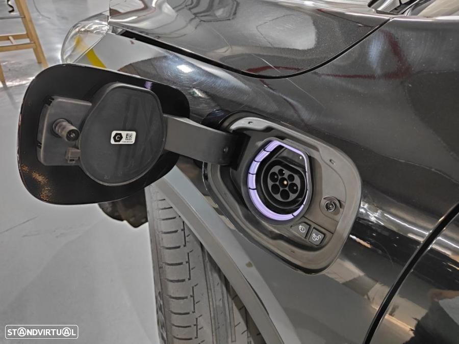 Ford Kuga 2.5 PHEV Titanium - 39