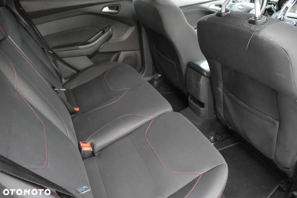 Ford Focus 1.5 EcoBoost ST-Line ASS PowerShift - 32