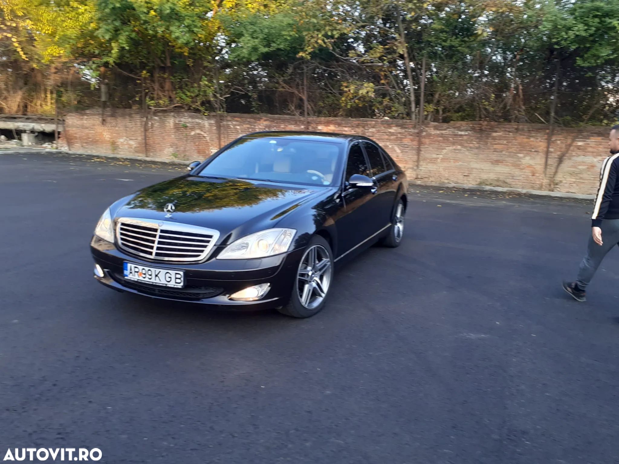 Mercedes-Benz S - 1