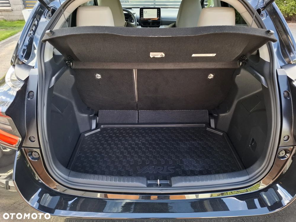 Toyota Yaris 1.5 VVT-i Premiere Edition - 17