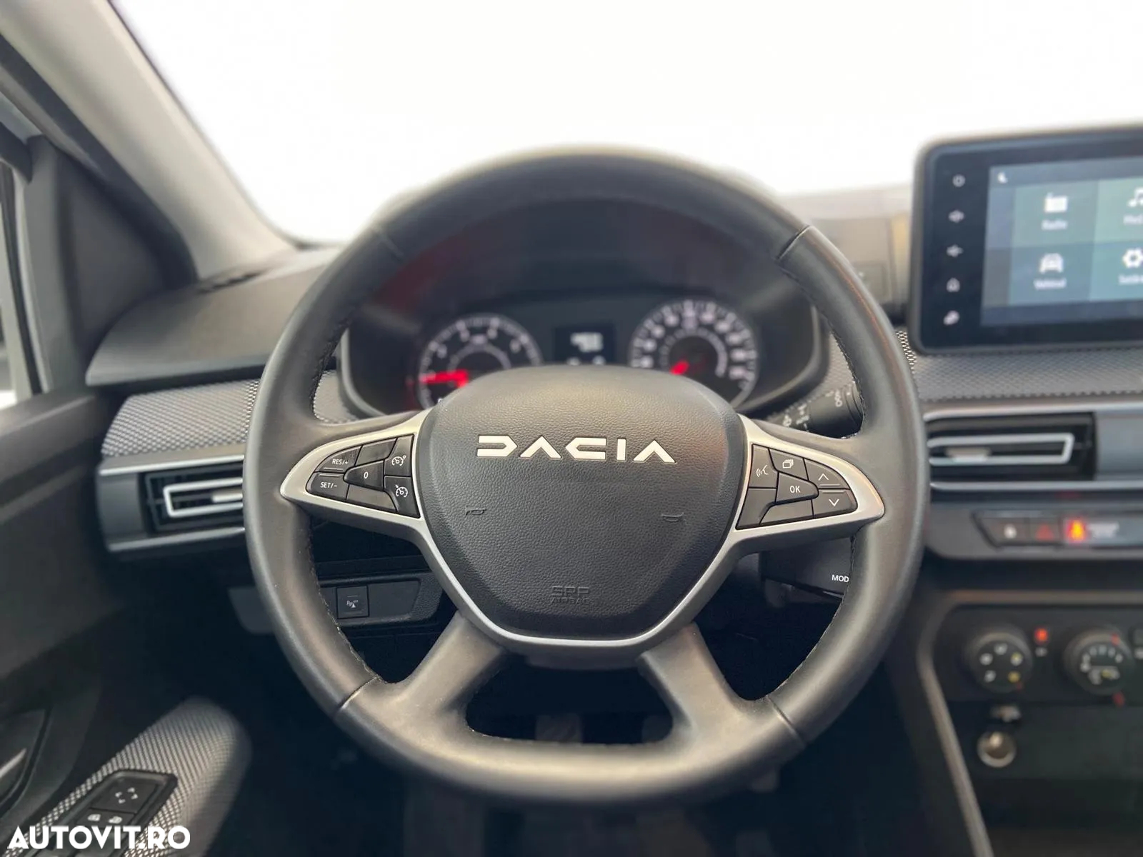 Dacia Logan TCe 90 MT6 Expression - 8