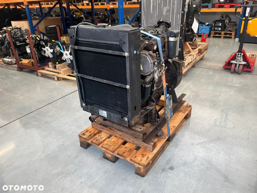 silnik Perkins 1104C 44  RE51465 cat c4.4 25000 zł netto - 7