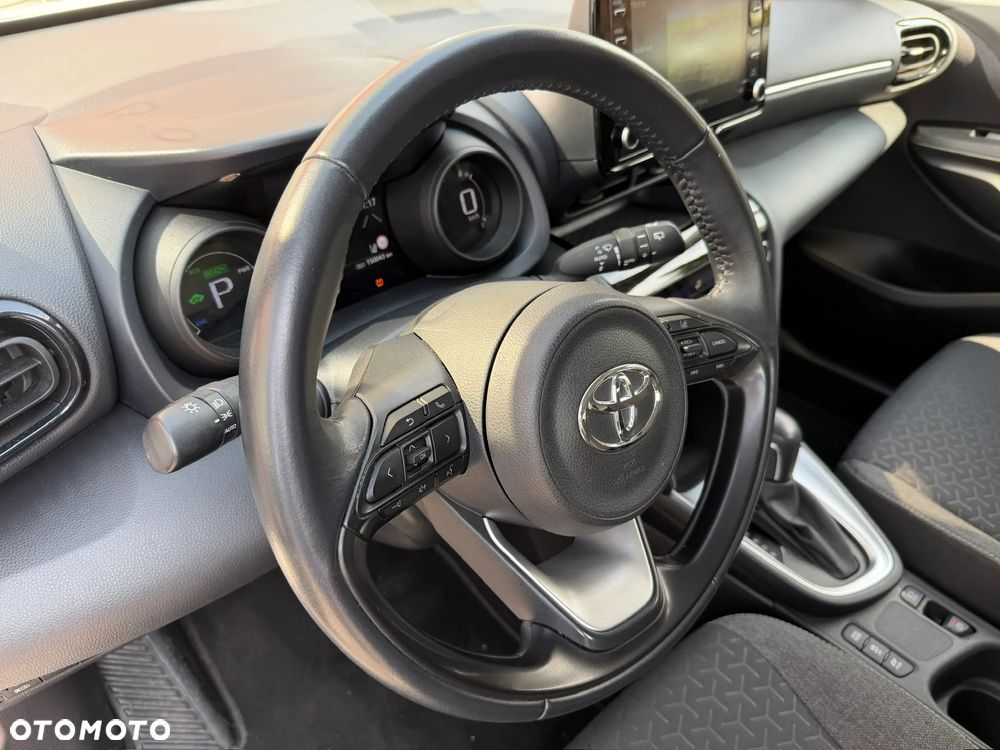 Toyota Yaris Cross - 17