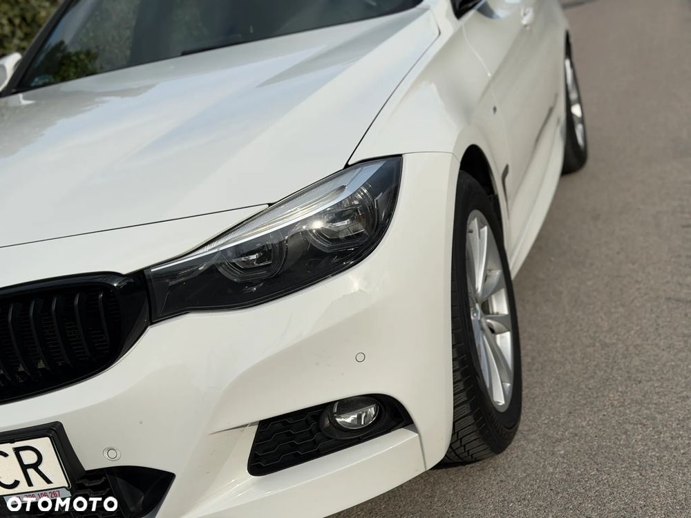 BMW 3GT 320d xDrive M Sport - 38