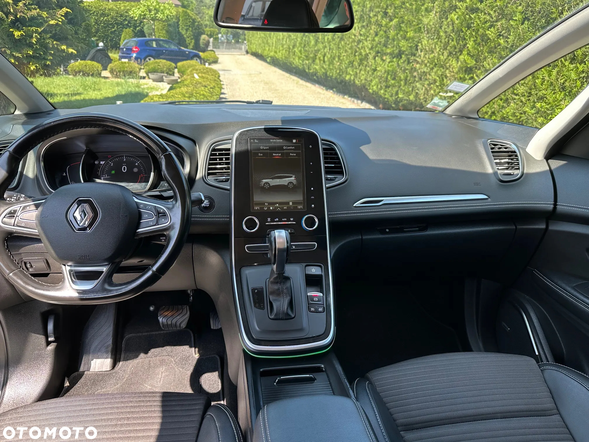 Renault Grand Scenic Gr 1.7 Blue dCi Bose EDC - 9