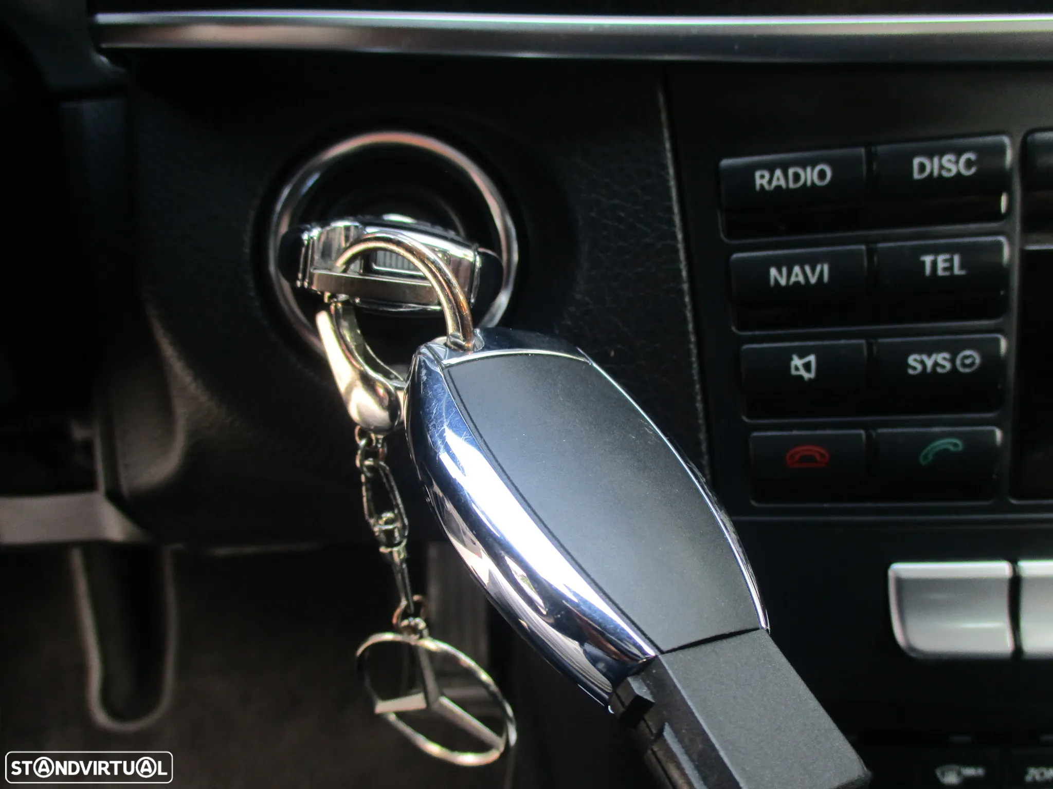 Mercedes-Benz E 220 CDi Avantgarde BlueEfficiency Auto. - 16