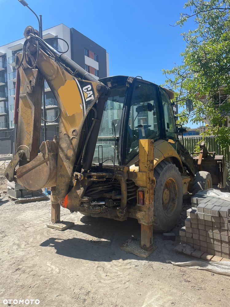 Caterpillar 428E - 2
