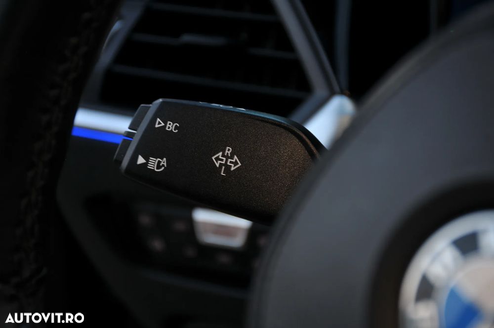 BMW Seria 3 320d AT MHEV - 24