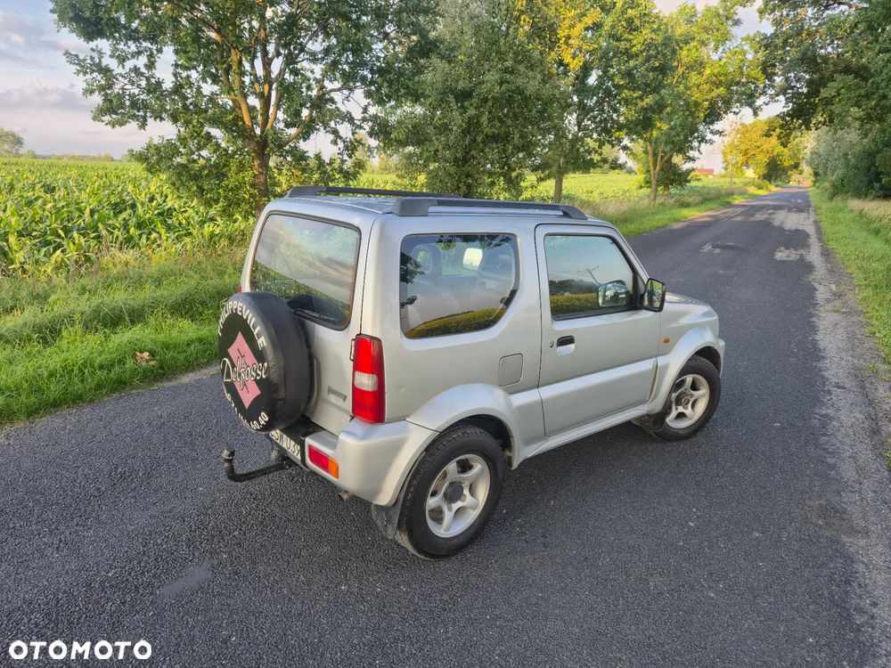 Suzuki Jimny - 28